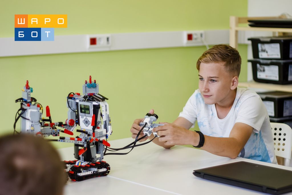 Франшиза Центр робототехники и программирования ШАРОБОТ