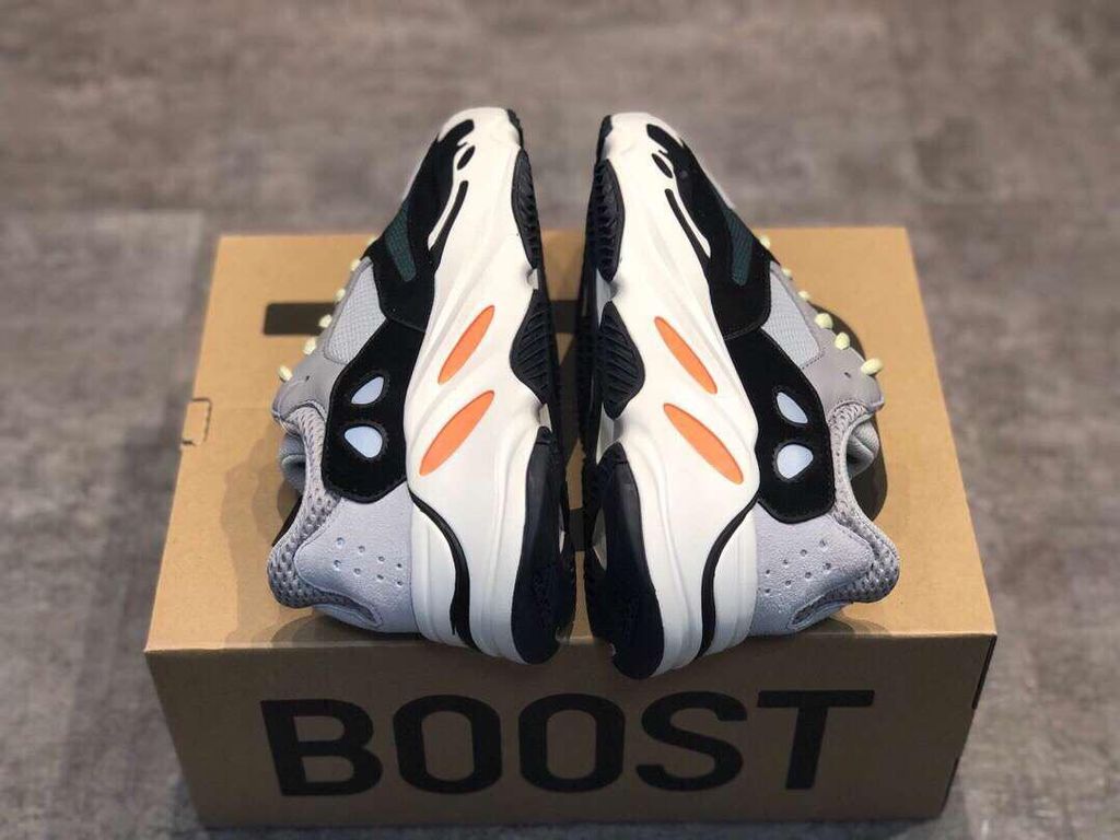 Франшиза STARK SHOP - мультибрендовый интернет-магазин одежды и обуви