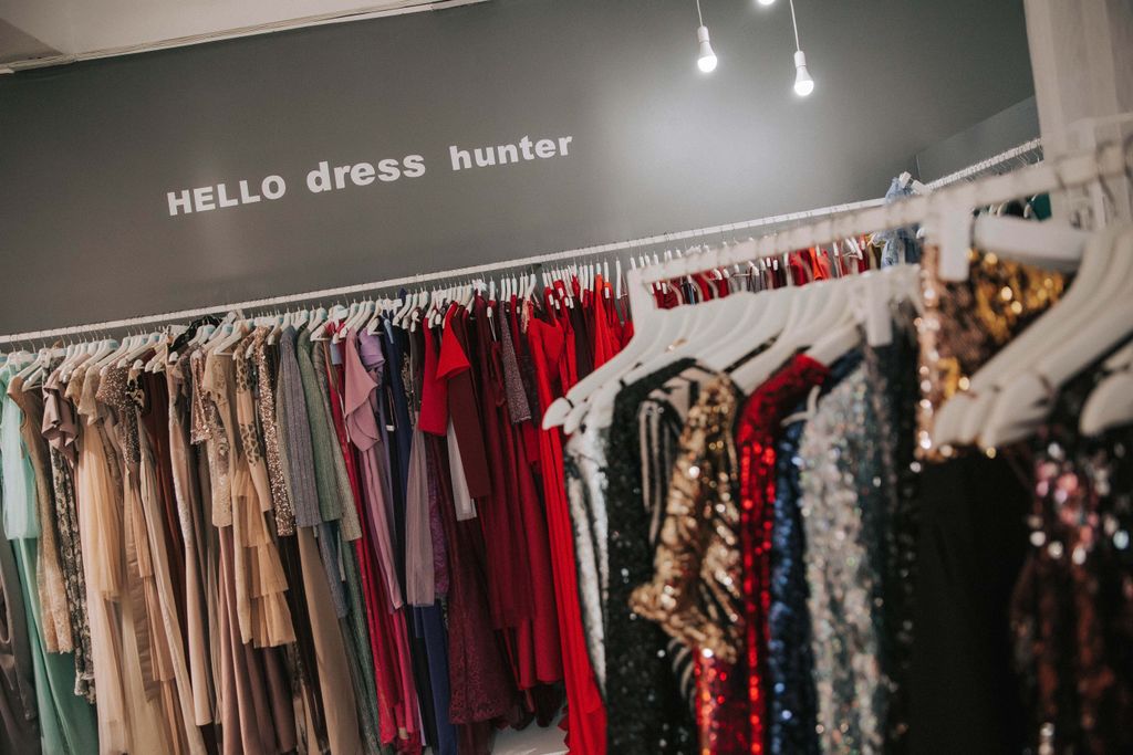 Очень большой выбор платьев для любого случая