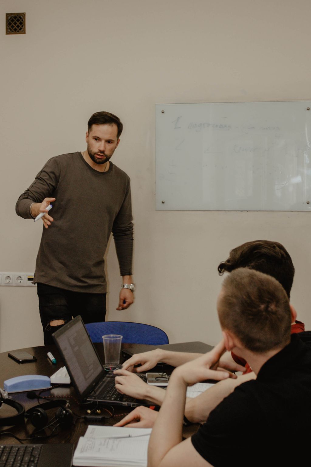 Оффлайн обучение для менеджеров по продажам