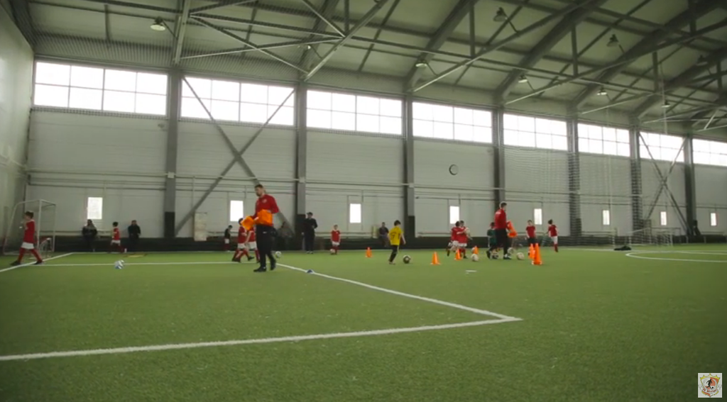 О футбольной школе - FC Stuttgart