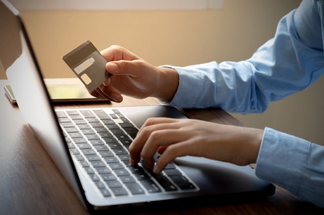 Блокировка расчётного счёта банком