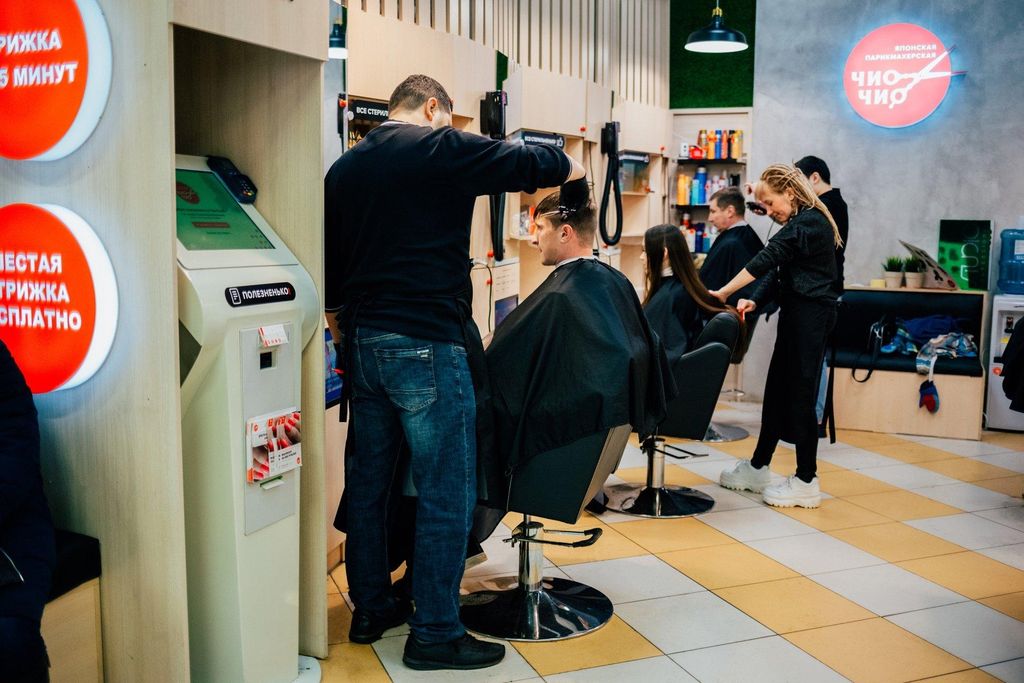 От работы на заводе до 630 парикмахерских за 4 года- история франшизы Чио-Чио