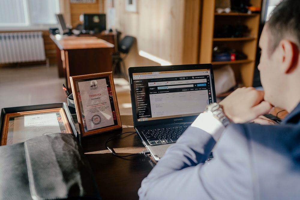 Вы получаете доход с первого месяца работы, а мы снабжаем вас заявками