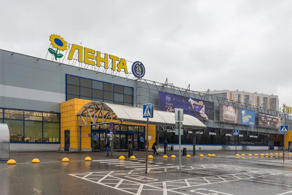 Франшиза Лента