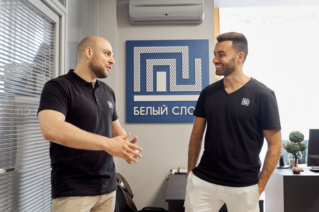 Обучение партнёров, включая практику и выезды на объекты