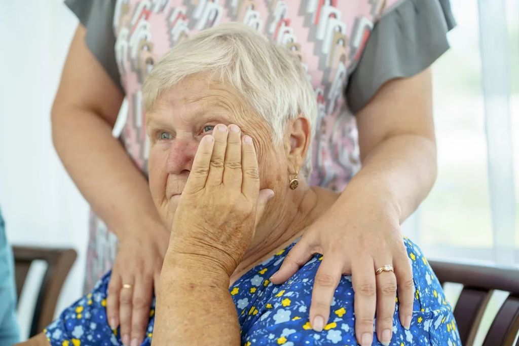 Открытая дверь