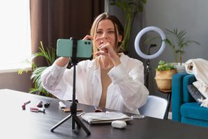 Франшизы блогеров: обзор рынка в 2025-2026 году